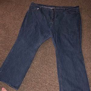 Avenue Bootcut Jeans Size 32